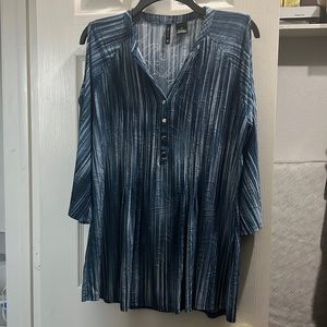 Blue open should Top